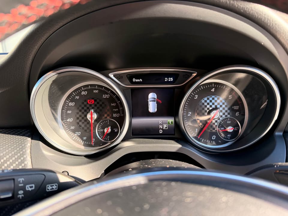 2016 Mercedes-Benz A200D AMG LINE PREMIUM